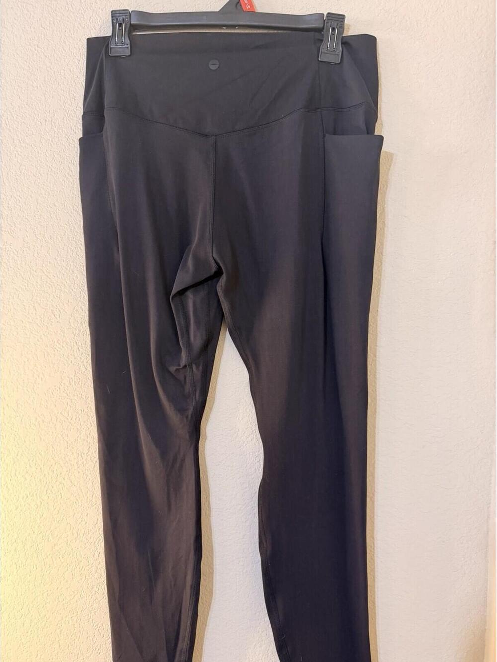 Avia SoftSculpt Leggings Black Ankle Women's L (12-14) Stretch Pockets.